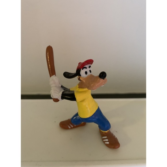 Disney Other - VTG GERMANY Bullyland DISNEY GOOFY Baseball Player 3" PVC Sports Figure/Figurine